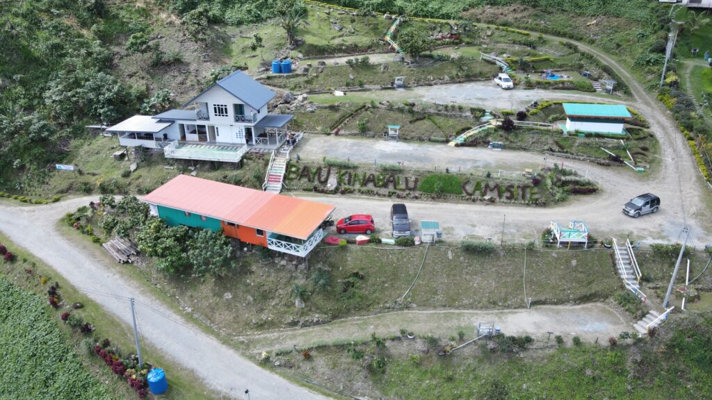 Bayu Kinabalu Campsite Daytime